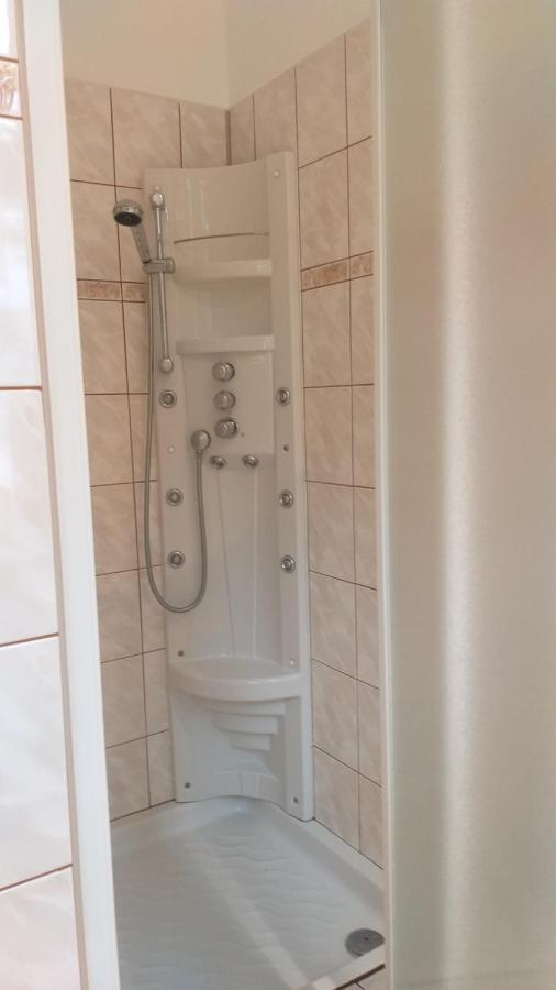 Apartman Kraslice 외부 사진