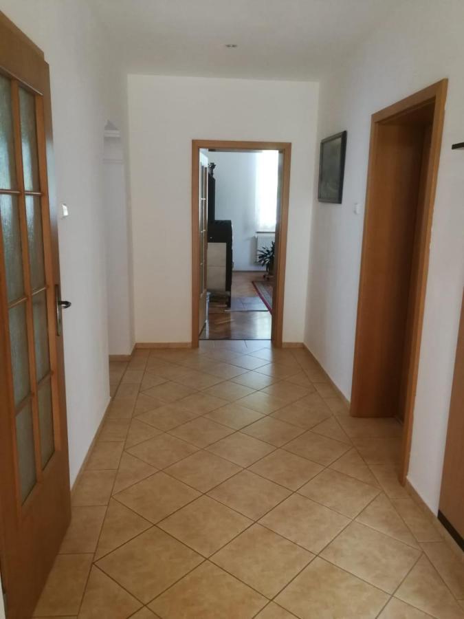 Apartman Kraslice 외부 사진