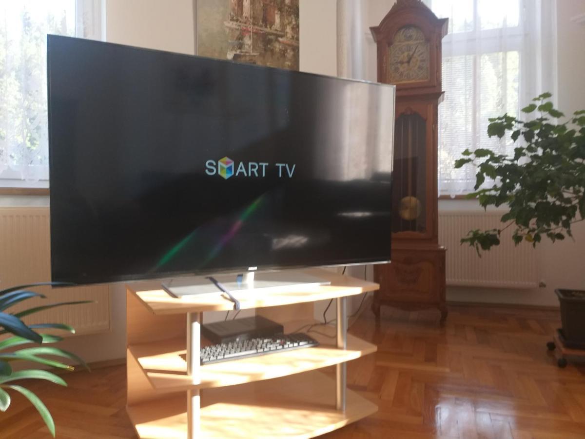Apartman Kraslice 외부 사진