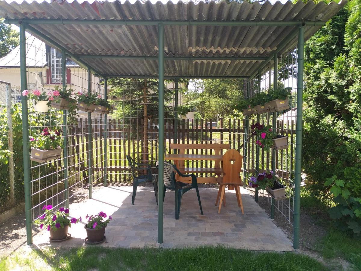 Apartman Kraslice 외부 사진